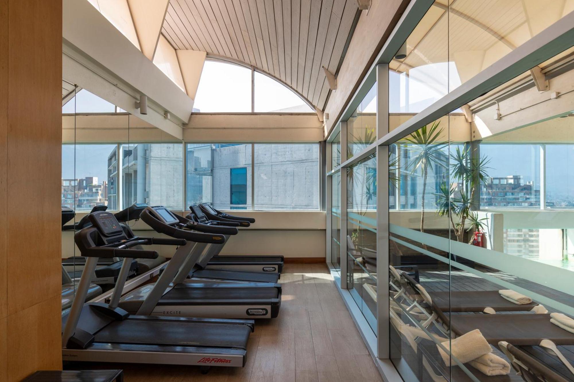 Best Western Premier Marina Las Condes — Photos 1